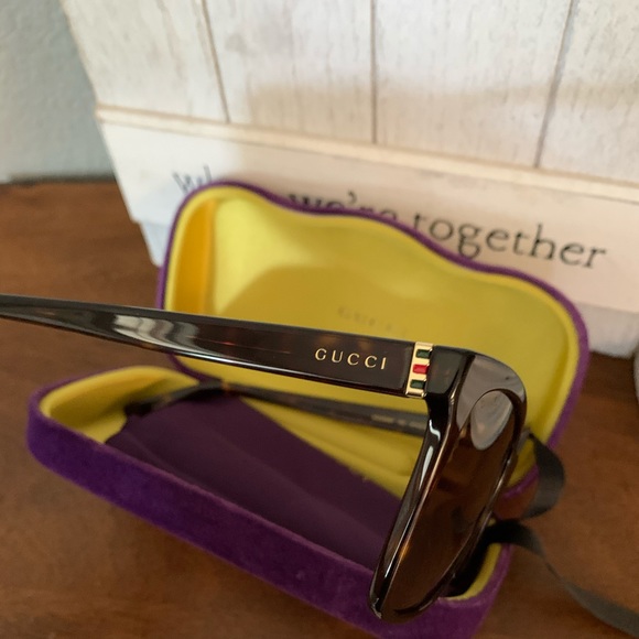 Gucci Accessories - New Gucci over size 🖤